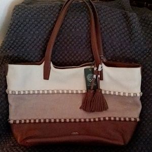 Vince Camuto leather Tote NWT❤️❤️